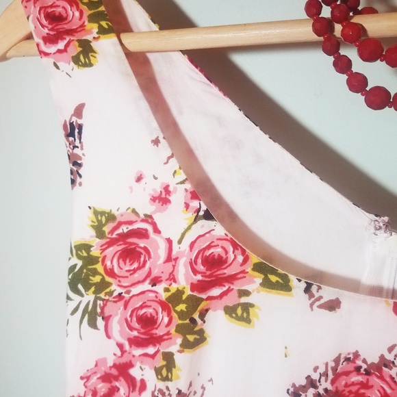 Urban Outfitters Rose Floral Dress Fit and Flare - Picture 2 of 8